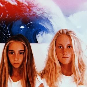 Meet your Posher, Una